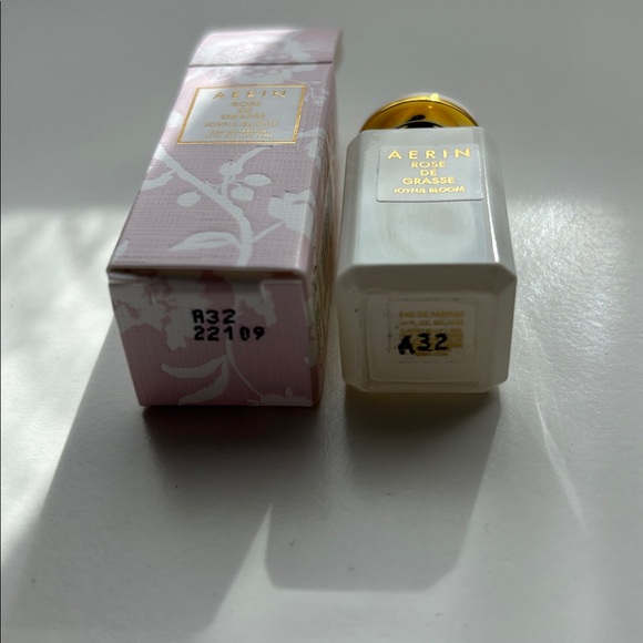 🆕 AERIN | Rose de Grasse ~ Joyful Bloom - Picture 4 of 5